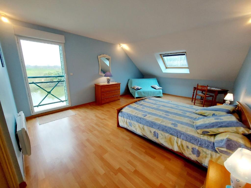 Gîte Saint-Mars-sur-la-Futaie, 4 pièces, 6 personnes - FR-1-600-94 photo 3