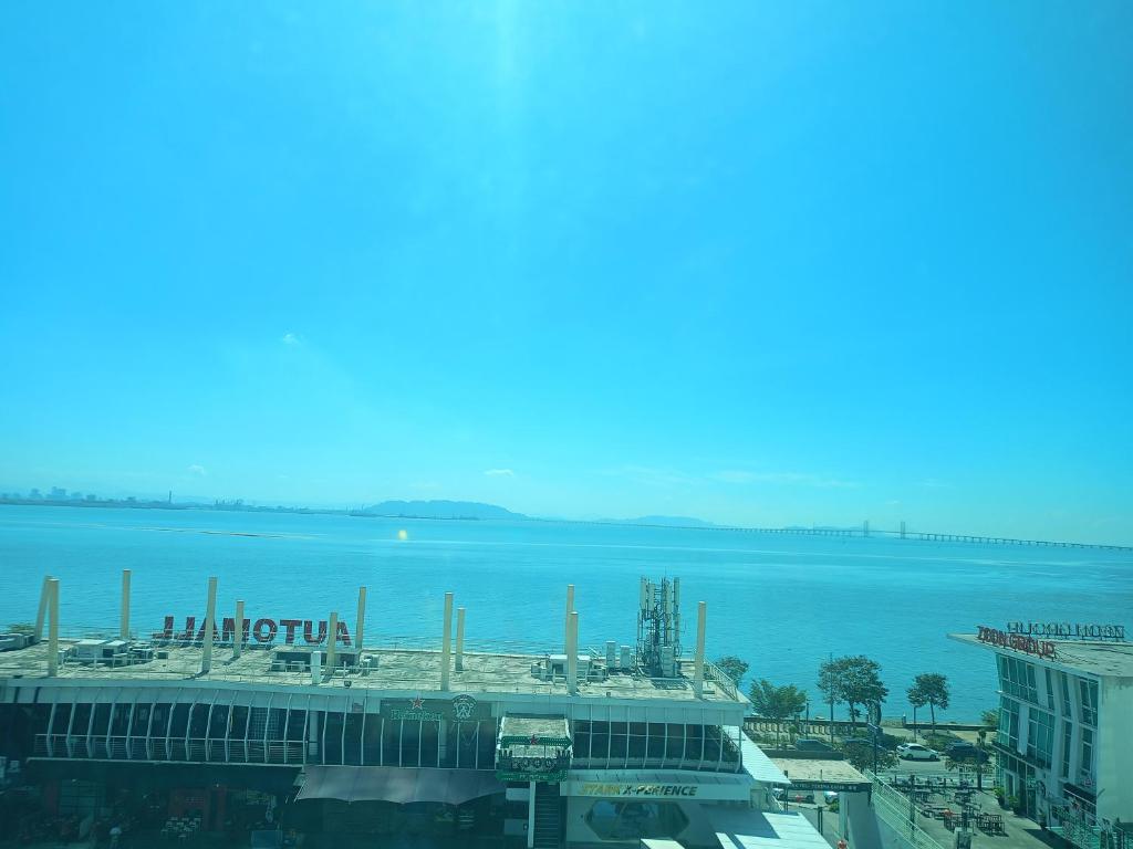 Urbano Luxury Maritime Suite photo 3