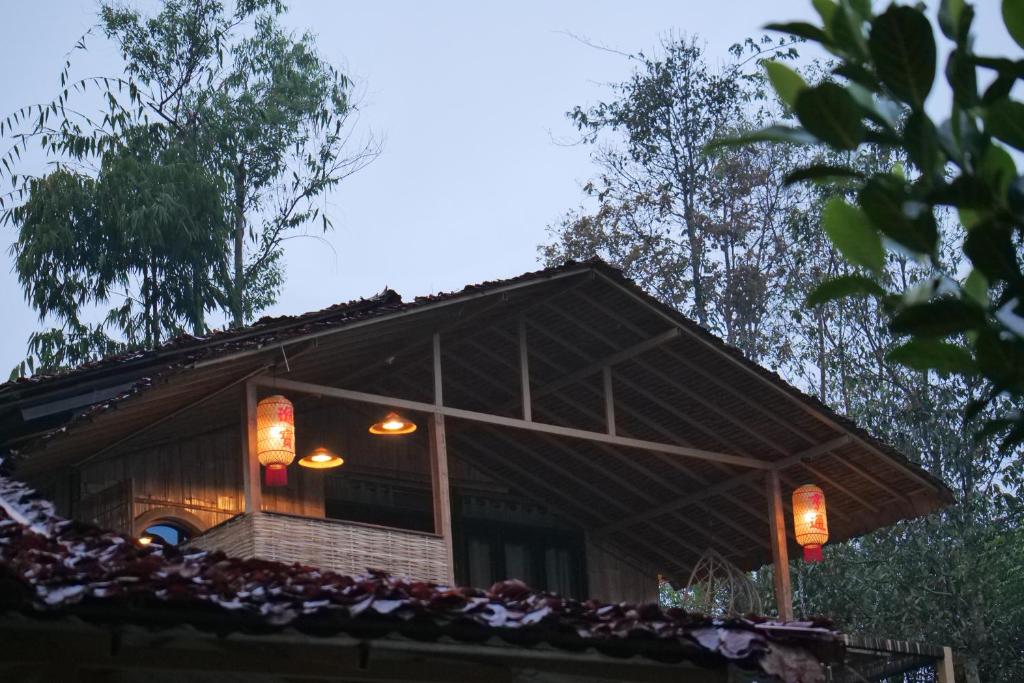 Hedreung banrakthai homestay and camping photo 1