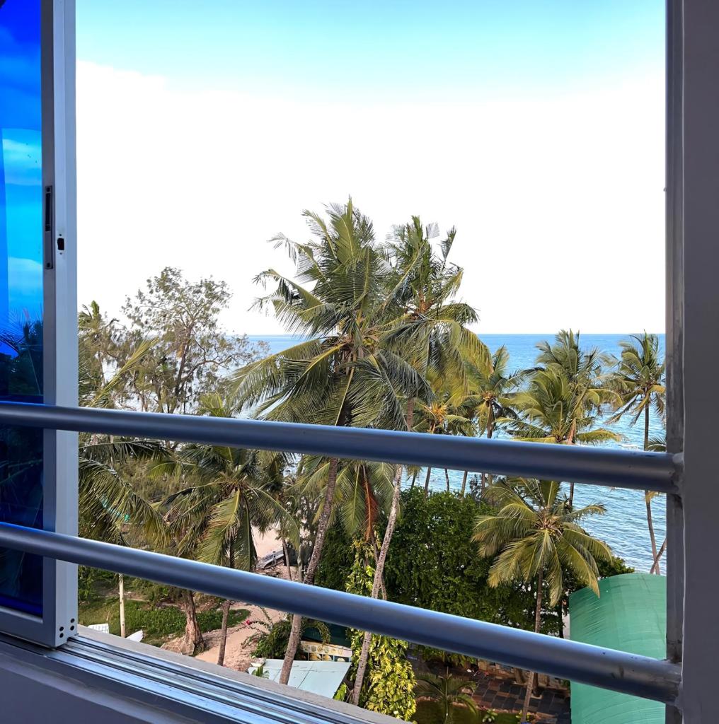 Beachfront Apartment photo 1
