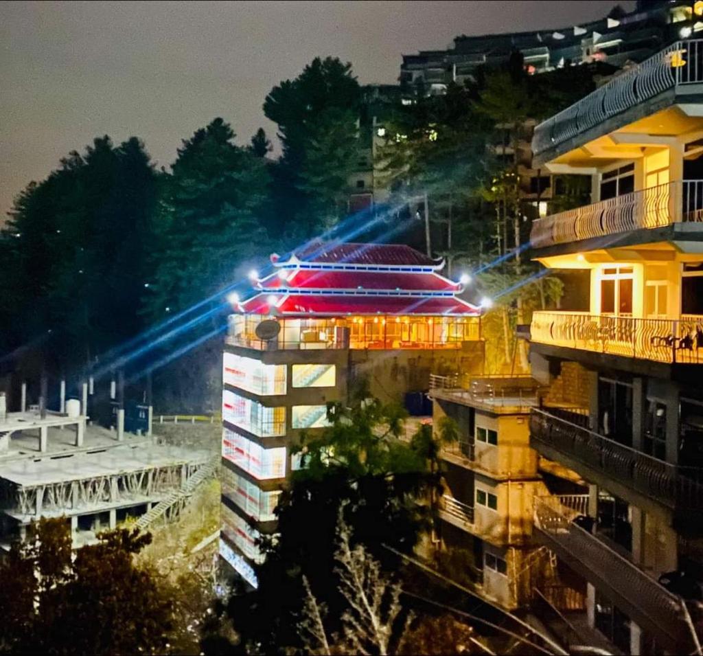 Shagufta Hotel & Restaurant Murree