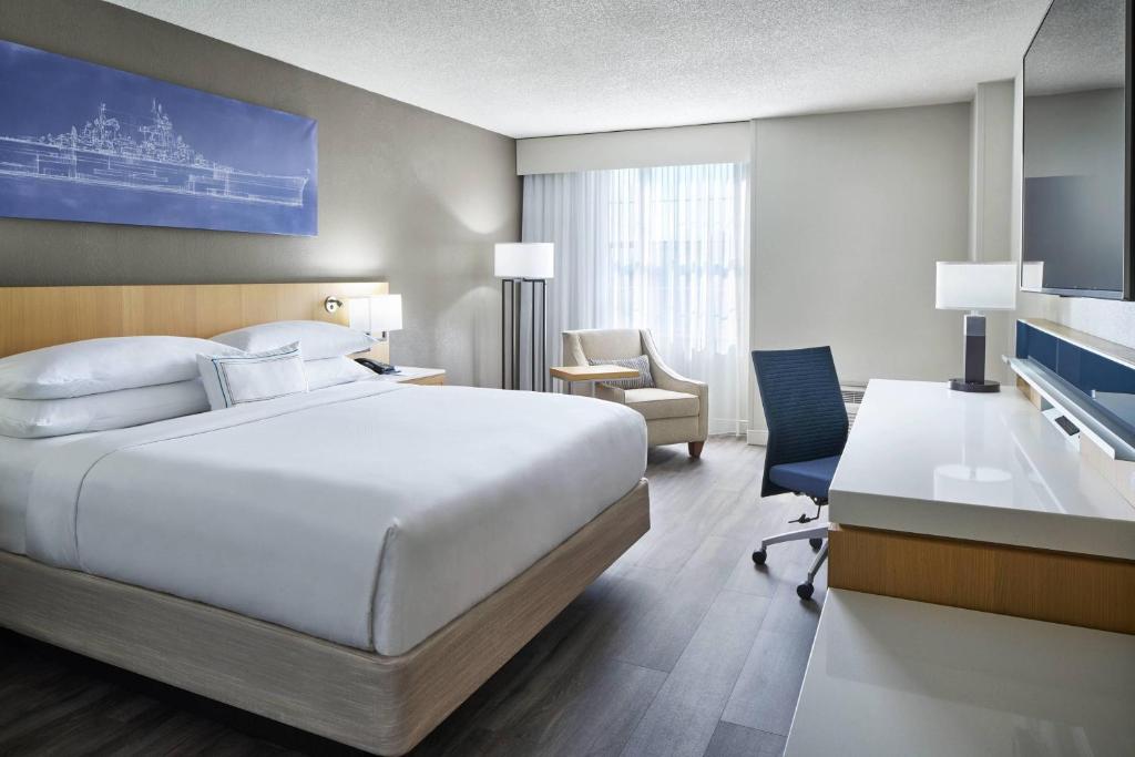 Delta Hotels by Marriott Norfolk Airport photo 3