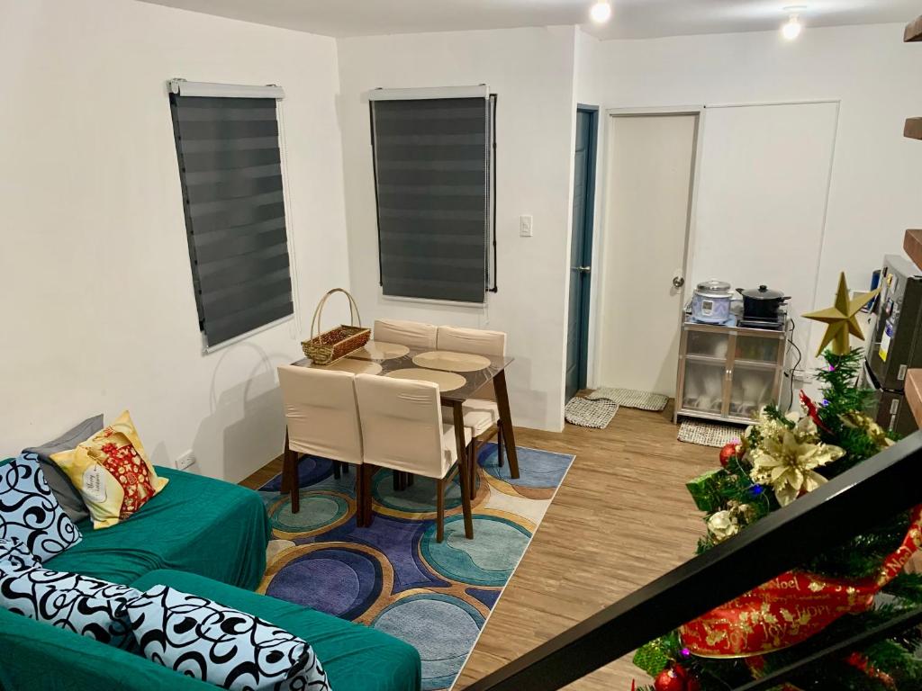 Cozyplace Staycation near Tagaytay and Nasugbu Batangas photo 1