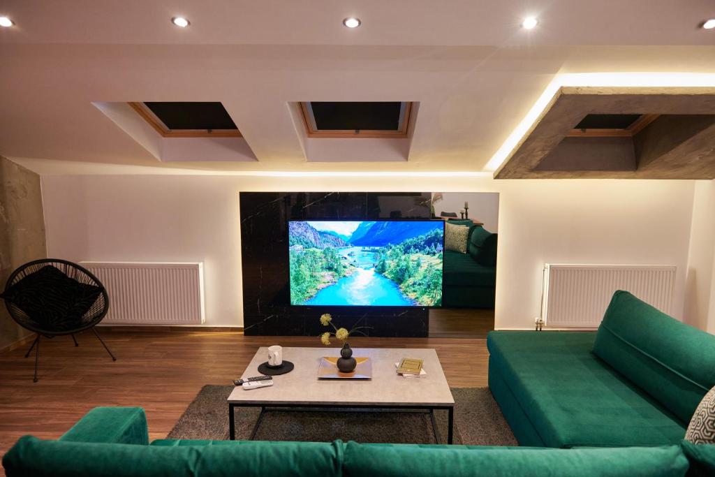 The Skyline Suite photo 1