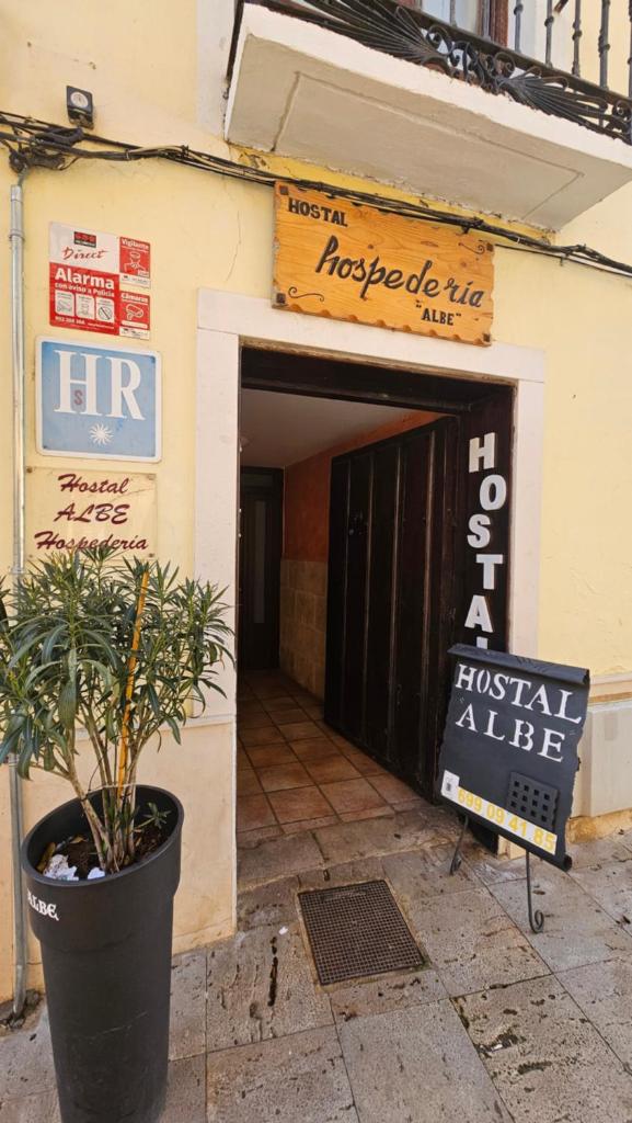 HOSTAL ALBE photo 3