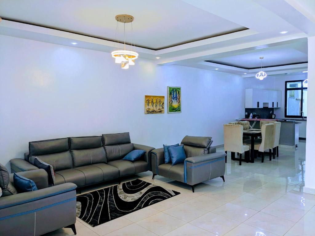 Homestay in Kigali, Rusororo photo 4