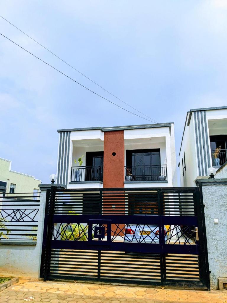 Homestay in Kigali, Rusororo photo 1