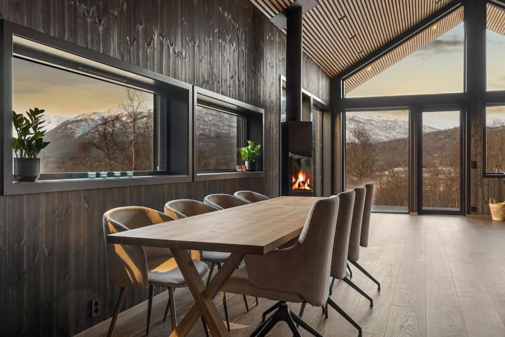 Nybygget arkitekt tegnet Snøhetta i vakker natur photo 4