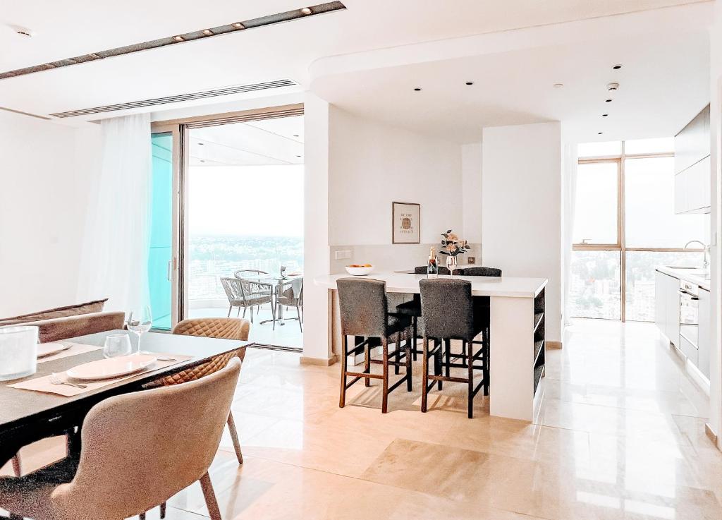 WealthyStays - Nicosia Heights