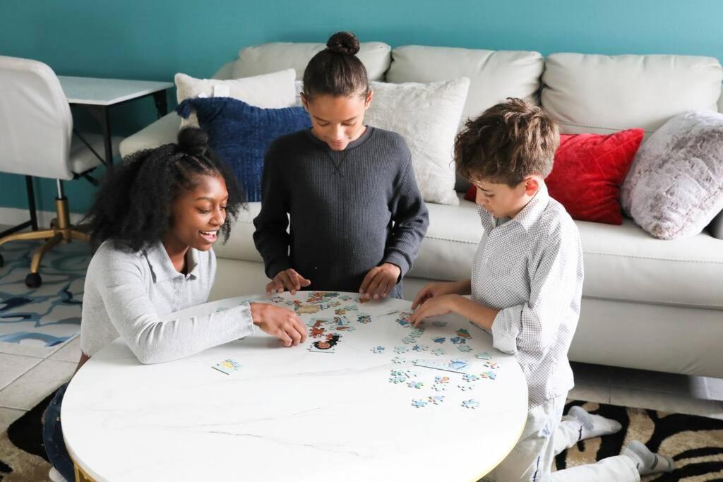 Colorful Relaxation Luxe Family Stay - Extended Stay image