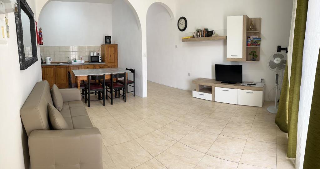 Gozo Belle Mare Apartments photo 3