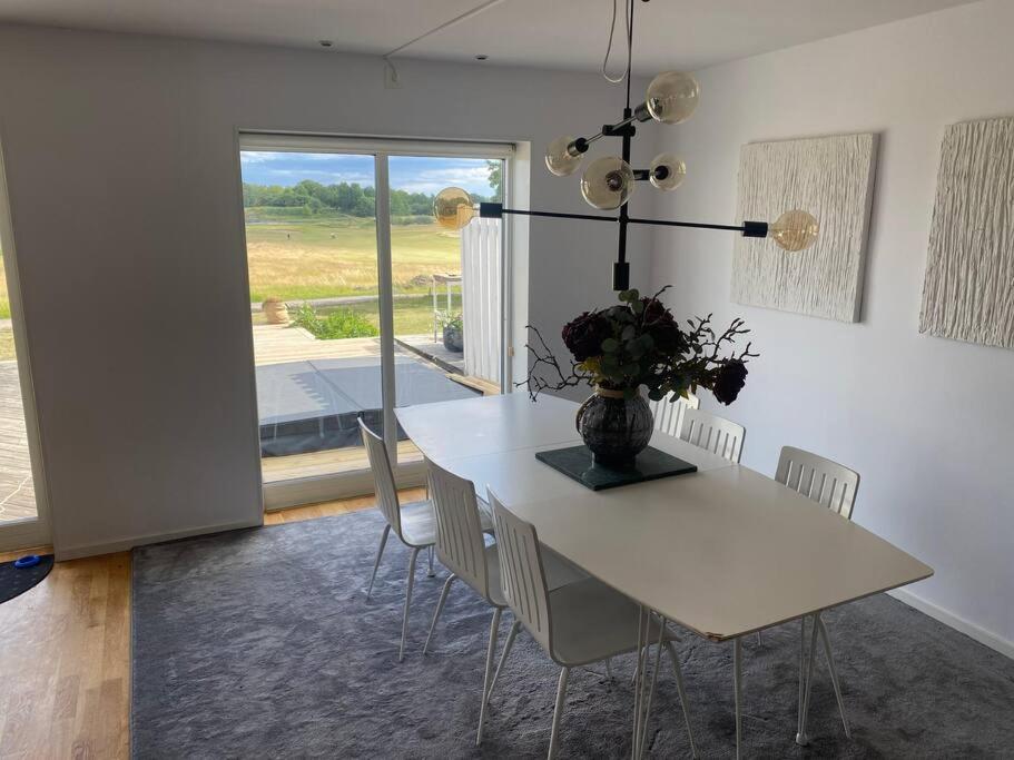 Vackert boende med utsikt över fantastisk golfbana photo 2