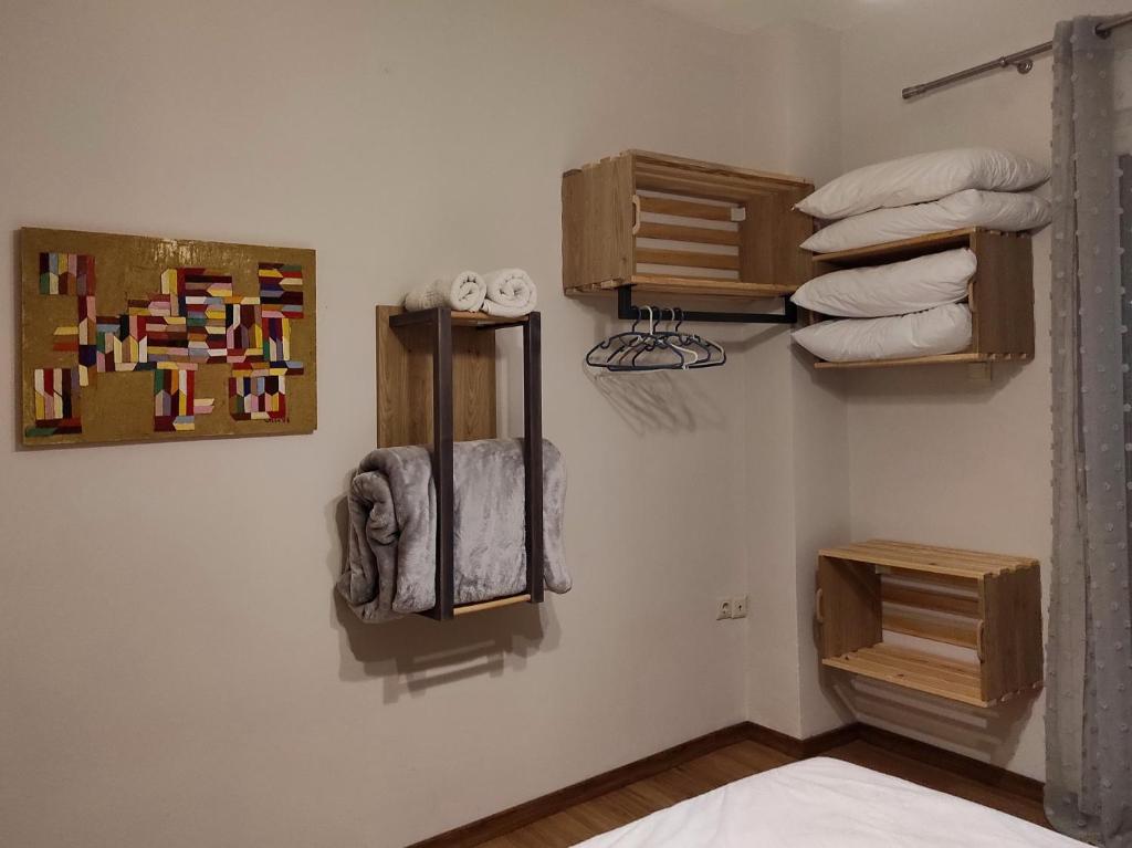 Kasoni Home , Απόλυτα κεντρικό διαμέρισμα μπροστά στη λίμνη photo 2