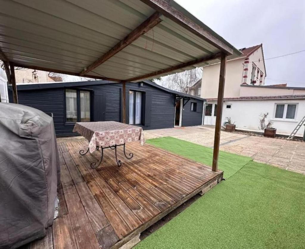 Maison wifi gratuit 15min de Paris photo 2
