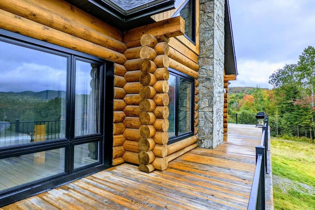 Le Grand Phoenix - lake side & jacuzzi photo 4