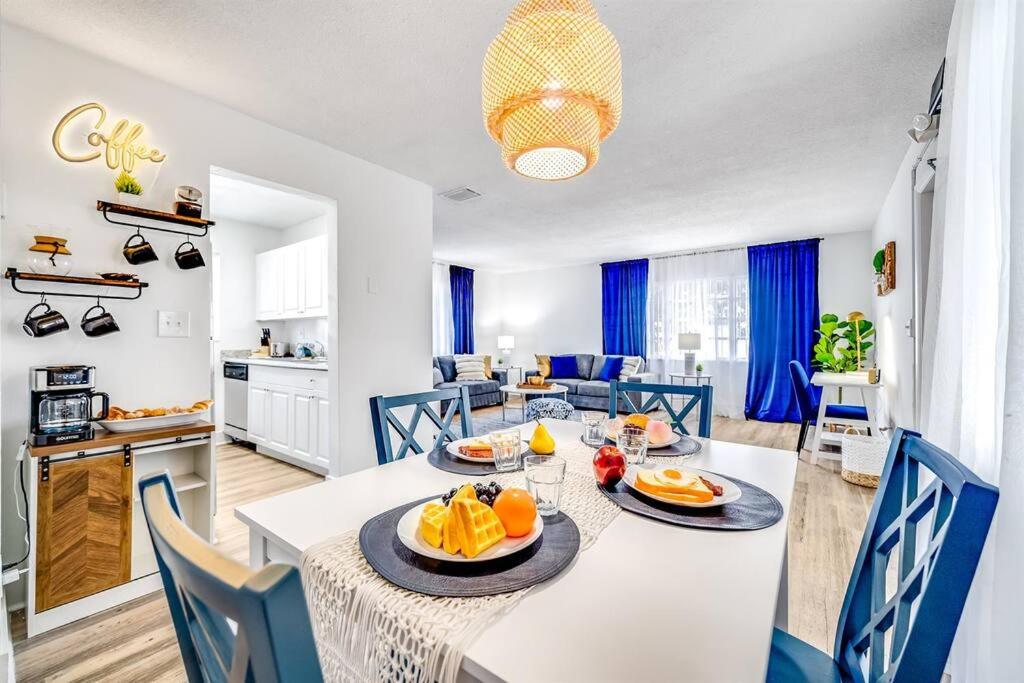 Adorable Condo in Peaceful Area - Palm Wave Says image
