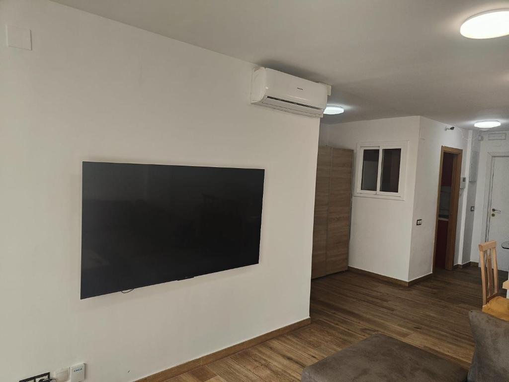 Lovely Flat Fira Barcelona photo 4