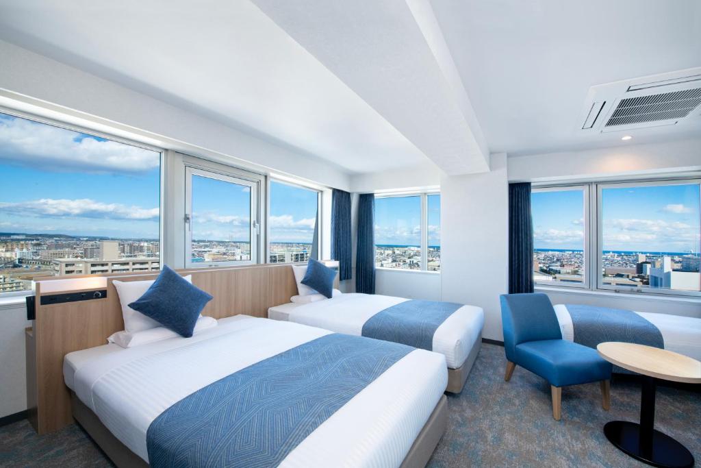 ART HOTEL Miyazaki Sky Tower photo 1