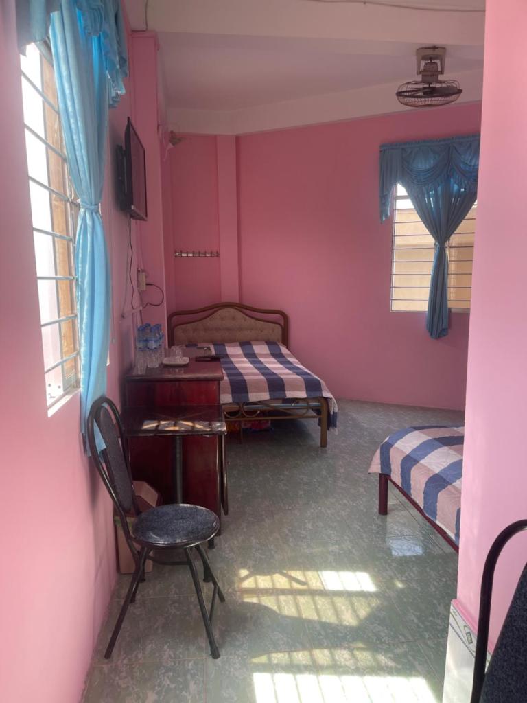 Huỳnh Hương Guesthouse photo 3