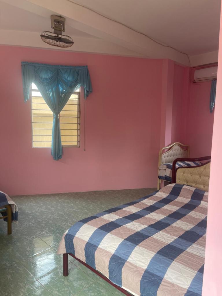 Huỳnh Hương Guesthouse photo 2