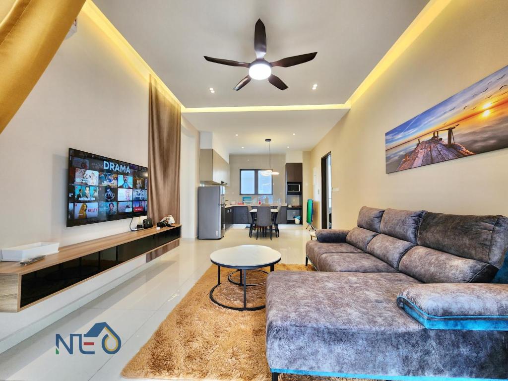 Country Garden Danga Bay NEO Suites