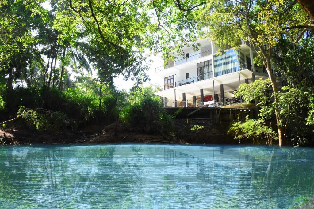 Sunwin River Cabana photo 3