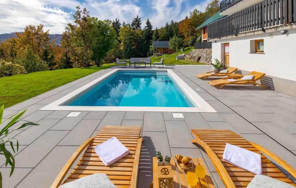 Holiday Home & Spa Kozji Vrh photo 4