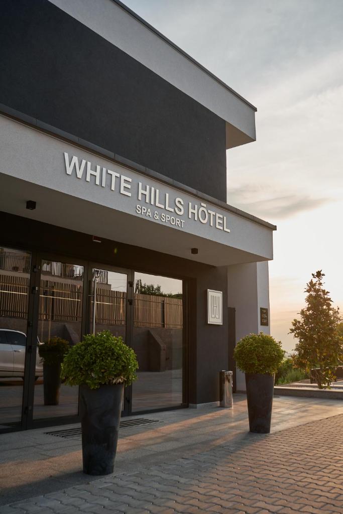 WHITE HILLS HOTEL spa&sport