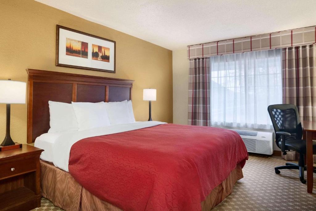 Country Inn & Suites by Radisson, Kalamazoo, MI photo 3