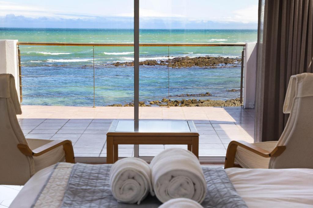 Villa Kyma by HostAgents photo 4