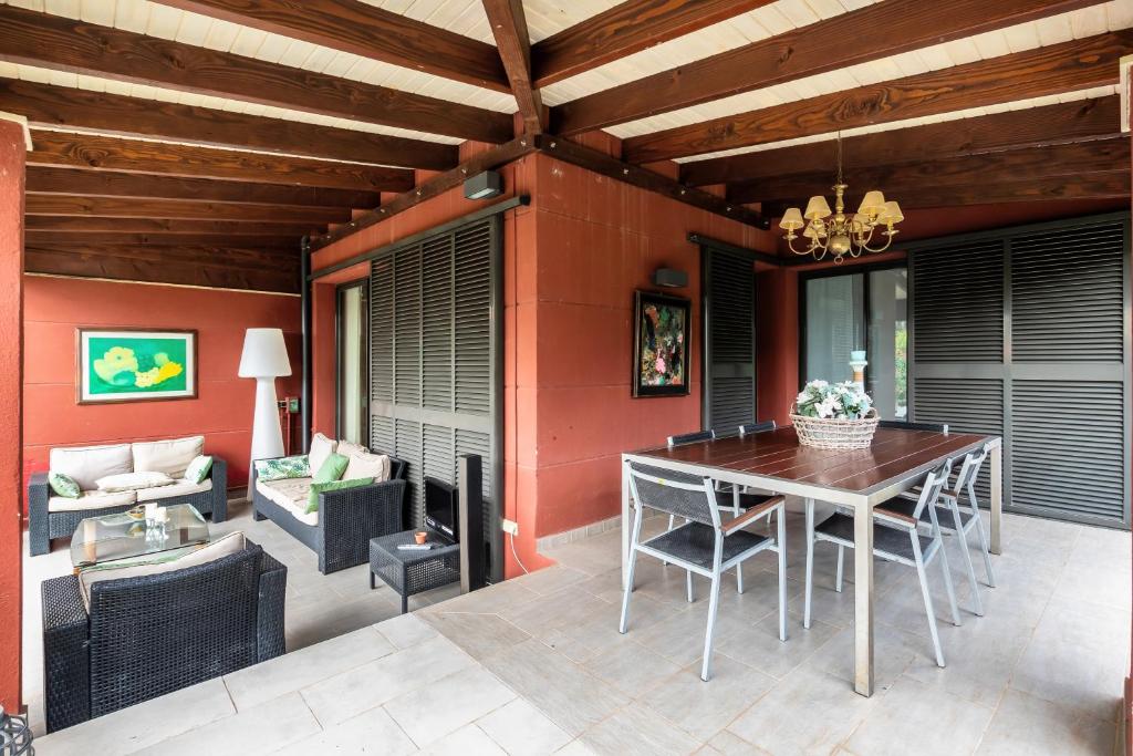 Villa Marimar - Private Pool photo 4