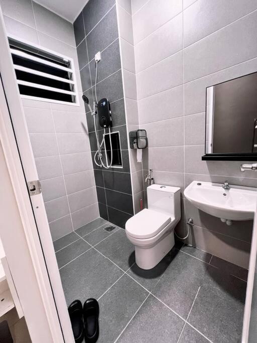 [New Double Storey] 12 to 14 Pax - SG ABONG - BRIGHT INN HOMESTAY photo 4