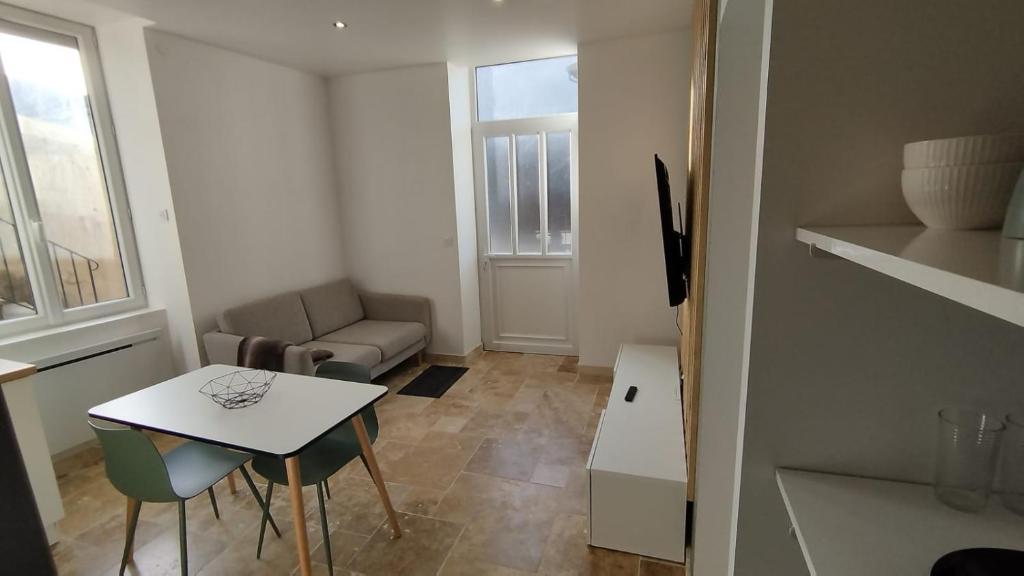 Appartement lumineux en RDC photo 3