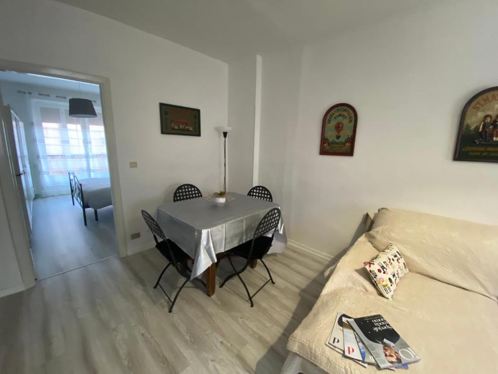 Appartamento Lella zona Terme Centro e vicino Villa Igea sito in Via Emilia 29 photo 2