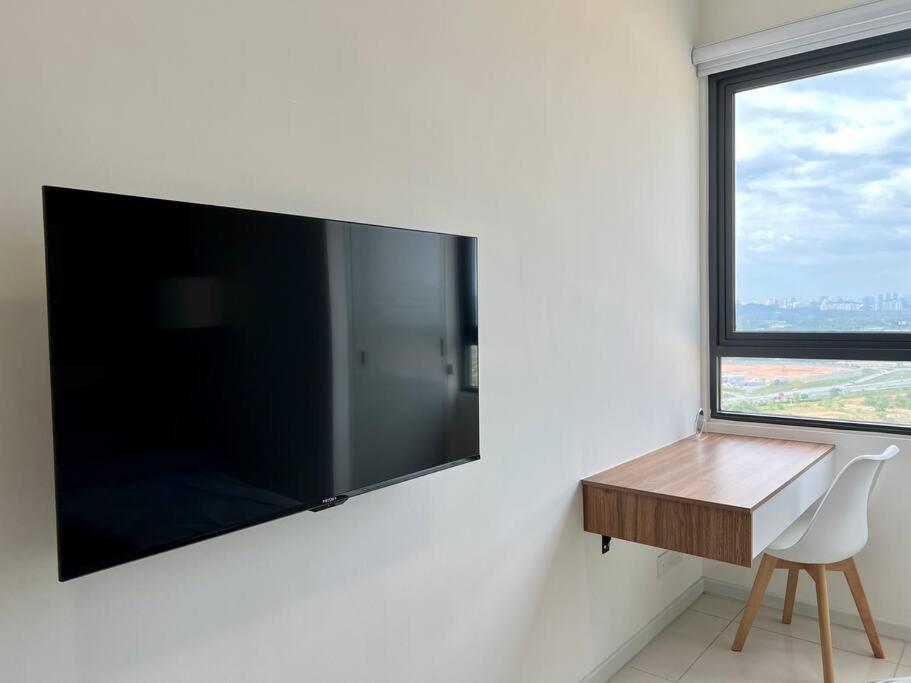 The Deluxe @Horizon Suites KLIA (Wi-Fi &Netflix) photo 4