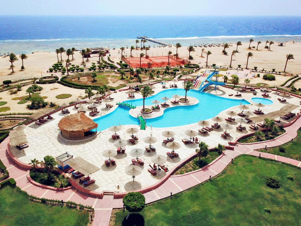 Bliss Nada Beach Resort photo 2