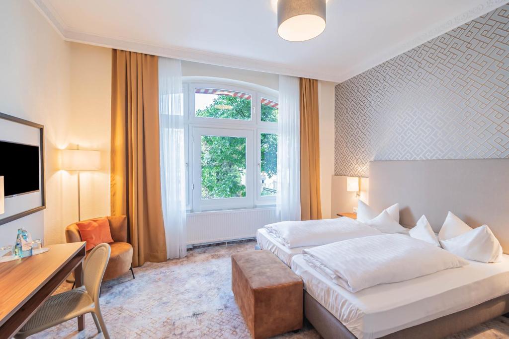 Hotel Villa am Kurpark photo 1