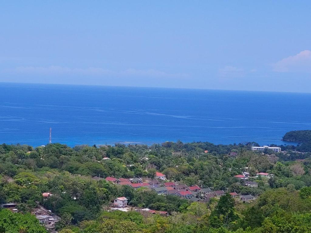 PYRAMID JOY, 2 Bedroom Villa, Ocho Rios, Jamaica photo 1