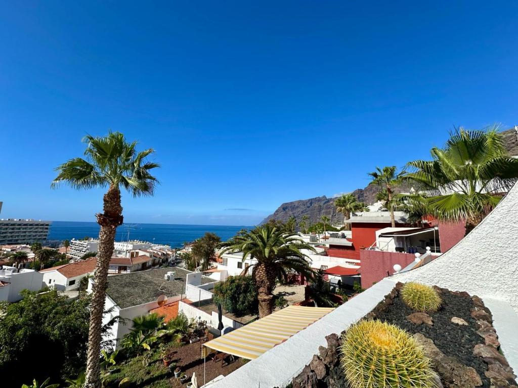 Sunset Los Gigantes by VV Canary Ocean Homes photo 1