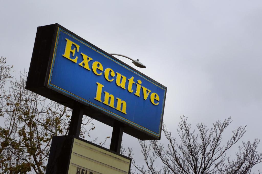 Anaheim Executive Inn & Suites image