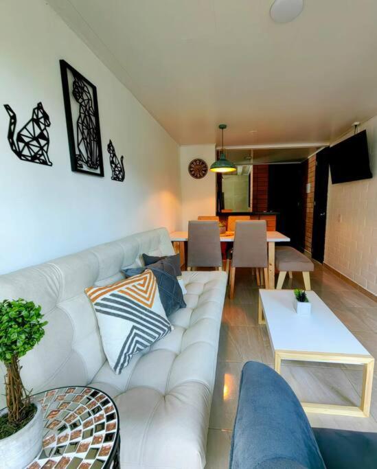 Cuatro Gatos Casa Hotel photo 2