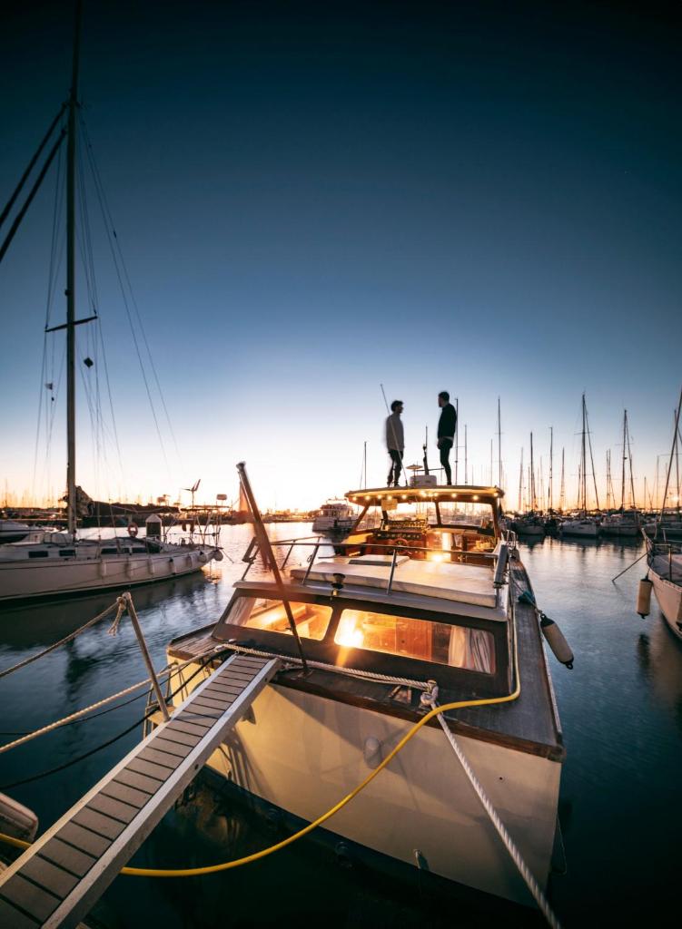 Alojamiento en Barco Oasis photo 1