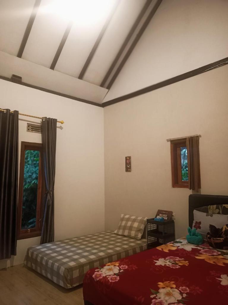 FAREL HOMESTAY KAWAHIJEN photo 4
