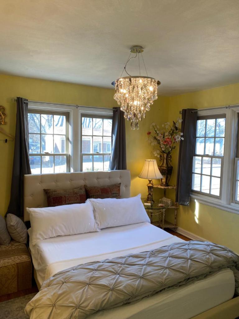 Cozy room near Airport & Highway photo 2