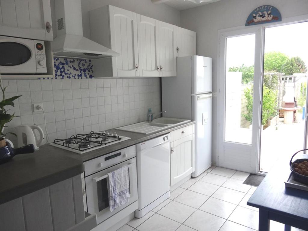 Maison L'Aiguillon-sur-Mer, 4 pièces, 7 personnes - FR-1-476-106 photo 4