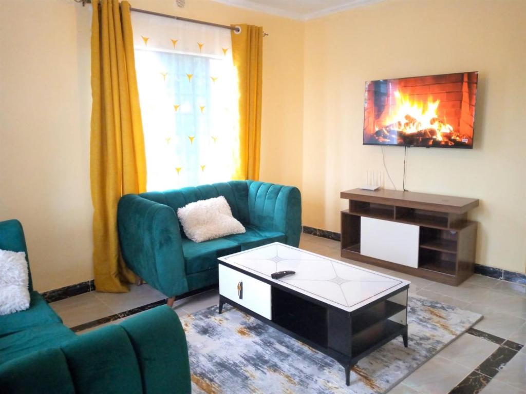 Roma Stays- Modern and stylish Two-bedroom apartment in Busia (near Weighbridge) photo 2