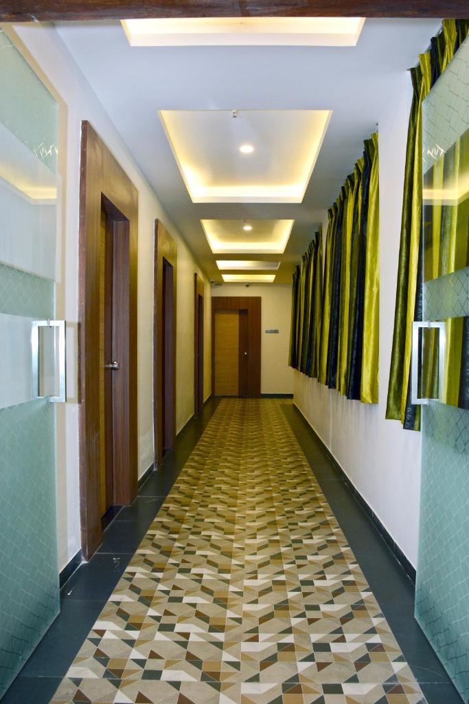 Hotel Royal Wings photo 3