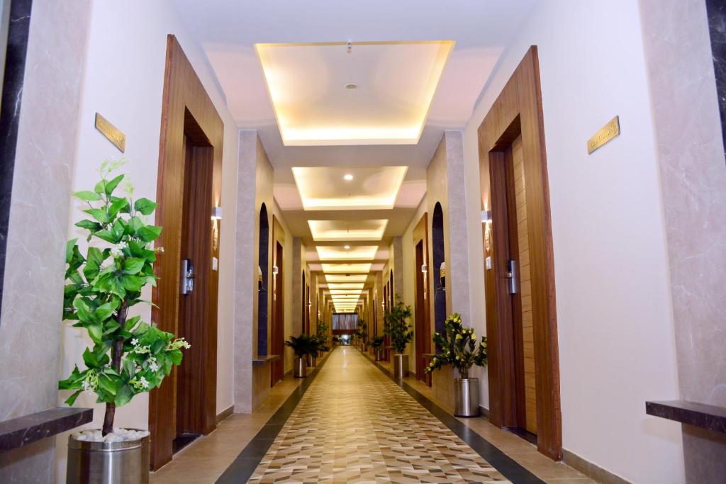Hotel Royal Wings photo 4