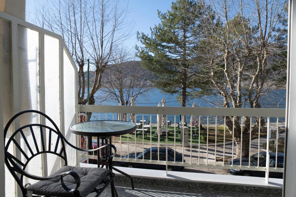 Panagiotidis lake house photo 4