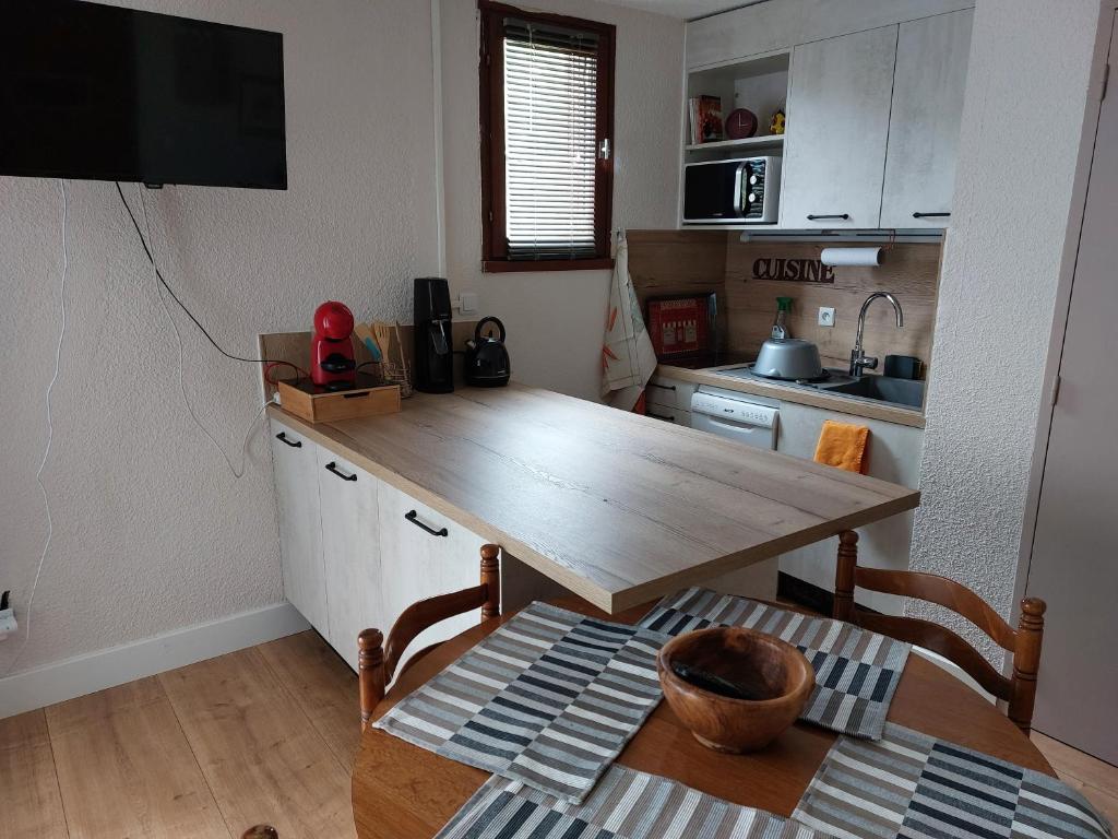 Appartement en résidence proche du plan d'eau photo 4
